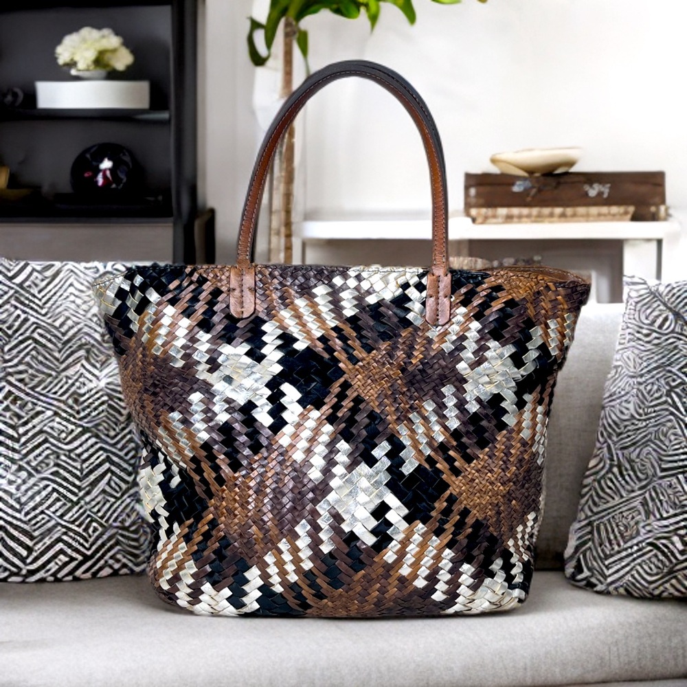 Reine Italian Cowhide Leather Handwoven Large Tote Bag.